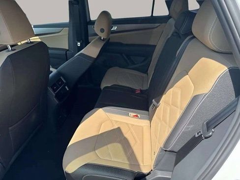 New 2026 Volkswagen Atlas Cross Sport SE image 6