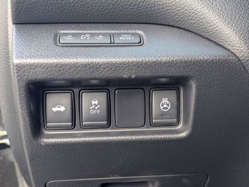 Used 2018 Nissan Altima 2.5 SL FWD image 24