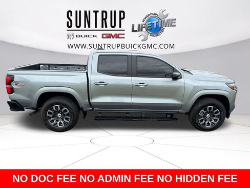 Used 2025 Chevrolet Colorado Z71 AWD/4WD image 8