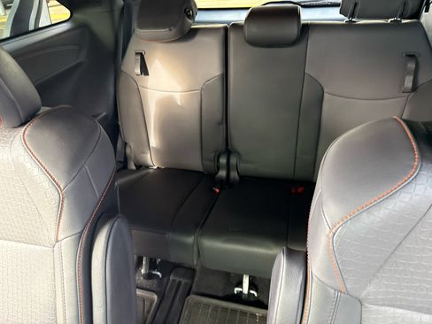 Certified 2021 Toyota Sienna XSE w/ XSE Plus Package image 8