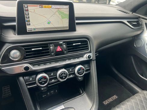 Used 2019 Genesis G70 3.3T Advanced w/ Sport Package image 17
