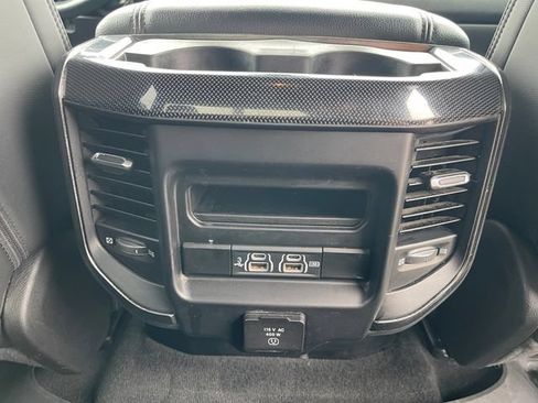 Used 2020 RAM 1500 Big Horn w/ Built-to-serve Edition AWD/4WD image 17