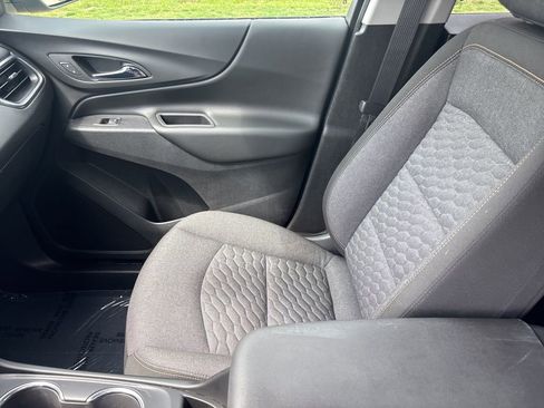 Used 2019 Chevrolet Equinox LT AWD/4WD image 16