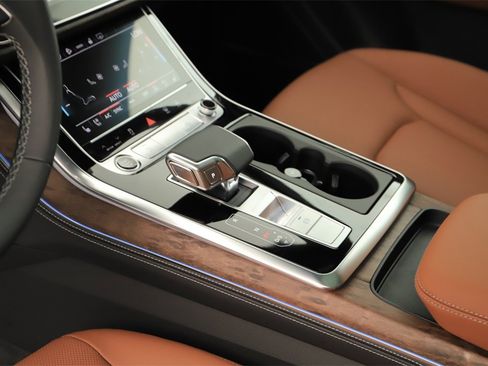 New 2026 Audi Q8 Premium Plus image 17