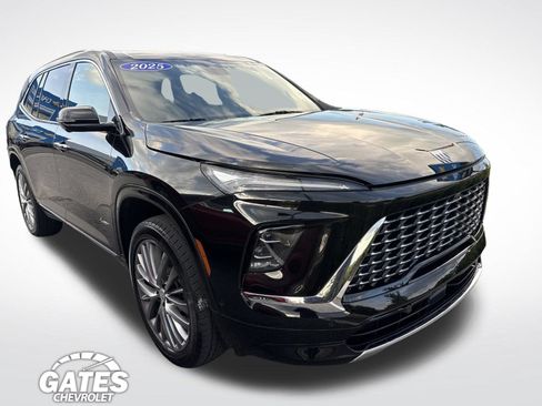 Used 2025 Buick Enclave Avenir w/ Super Cruise Package AWD/4WD image 1