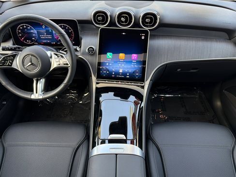 Certified 2025 Mercedes-Benz GLC 300 4MATIC image 15