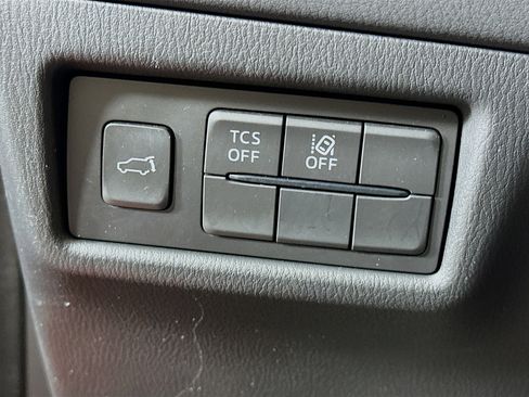 Used 2018 MAZDA CX-5 Touring w/ Preferred Equipment Package image 17