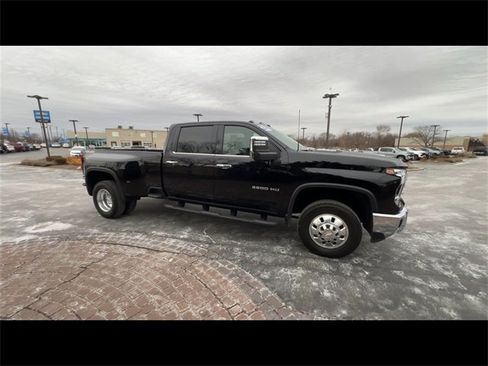 Certified 2024 Chevrolet Silverado 3500 LTZ w/ LTZ Plus Package image 6