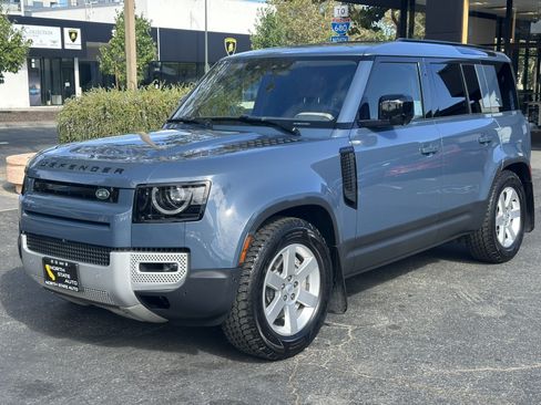 Used 2022 Land Rover Defender 110 SE AWD/4WD image 2