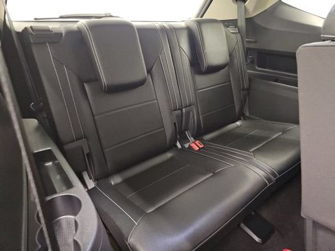 Used 2023 Volkswagen Atlas SE AWD/4WD image 37