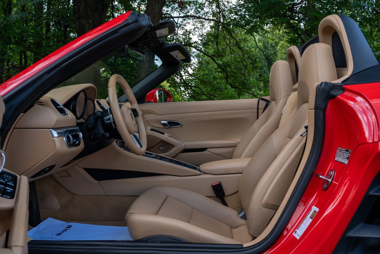 Used 2017 Porsche 718 Boxster RWD image 25