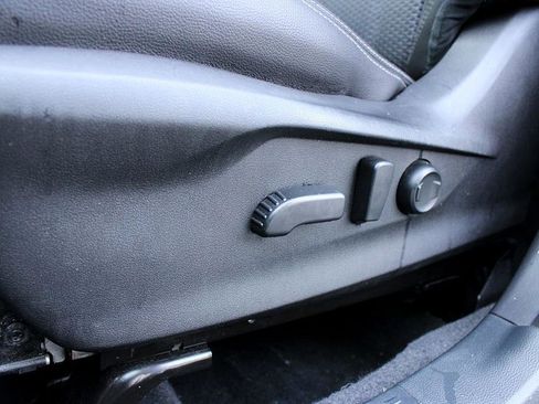 Used 2019 Subaru Forester Premium image 9