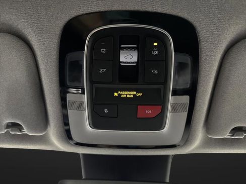 Used 2023 Hyundai Santa Fe Limited image 29