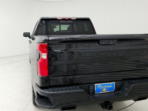 Used 2024 Chevrolet Silverado 1500 High Country w/ Midnight Edition image 5