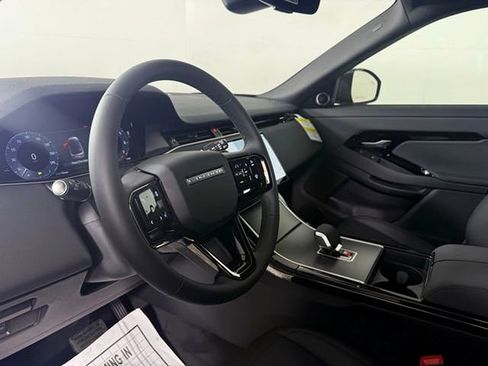 Used 2026 Land Rover Range Rover Evoque S AWD/4WD image 13