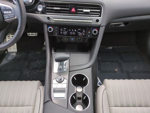 Used 2025 Genesis G70 2.5T w/ Sport Prestige Package image 20