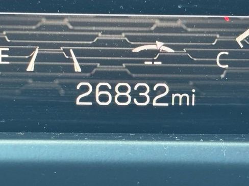 Used 2024 GMC Acadia Elevation FWD image 23
