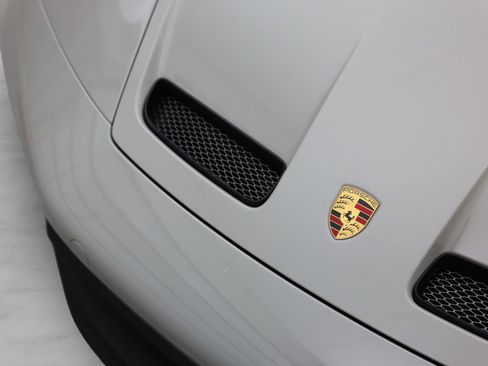 Used 2022 Porsche 911 GT3 RWD image 26