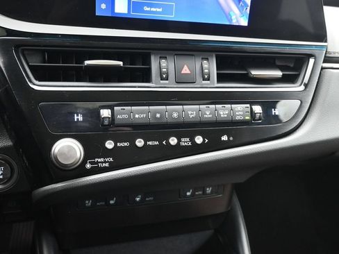 Used 2023 Lexus ES 350 w/ Premium Package FWD image 17