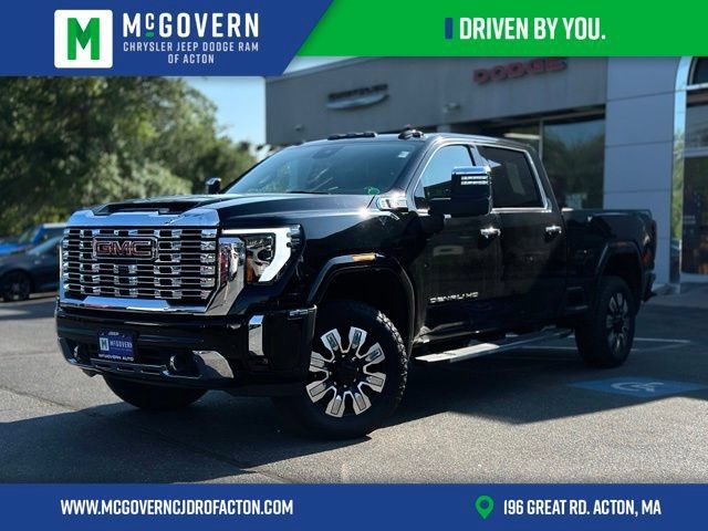 Used 2024 GMC Sierra 3500 Denali w/ Denali Reserve Package AWD/4WD image 1