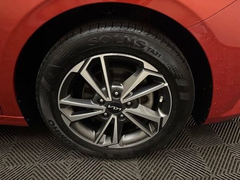 Certified 2022 Kia Forte LXS FWD image 24