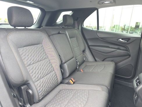 Used 2020 Chevrolet Equinox LT w/ LPO, Floor Liner Package image 8