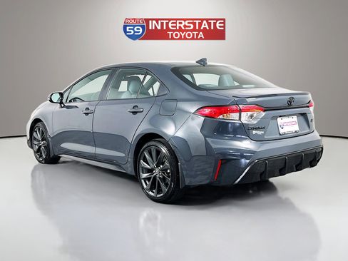 Certified 2025 Toyota Corolla SE FWD image 5