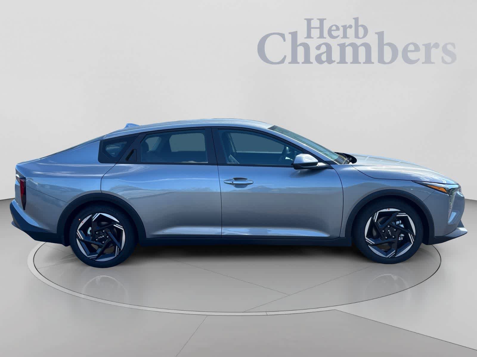New 2026 Kia K4 EX FWD image 5