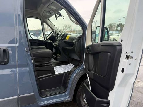 Used 2018 RAM ProMaster 2500 image 27