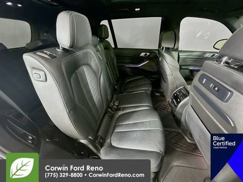 Used 2020 BMW X7 M50i w/ Dynamic Handling Package AWD/4WD image 32