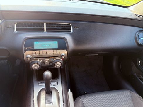 Used 2011 Chevrolet Camaro LT image 51