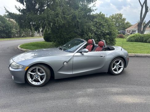Used 2006 BMW Z4 3.0si RWD image 8