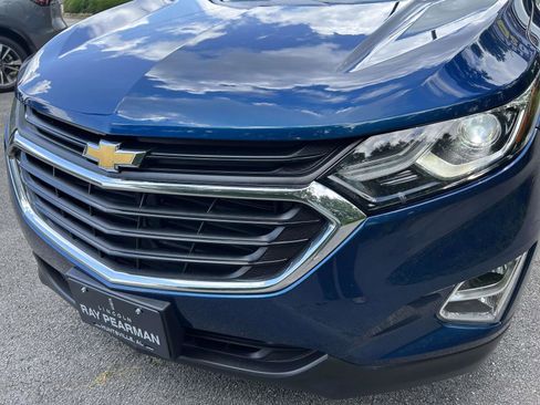 Used 2020 Chevrolet Equinox LT FWD image 10