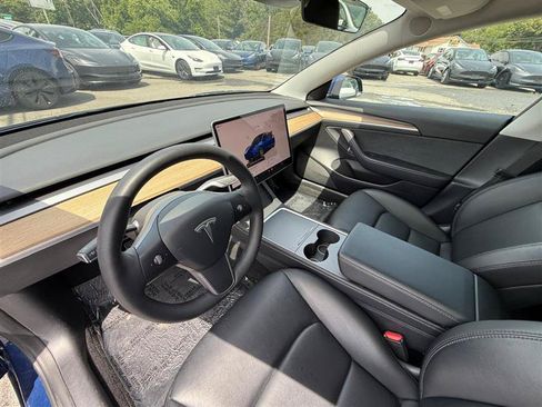 Used 2023 Tesla Model 3 Standard Range RWD image 10