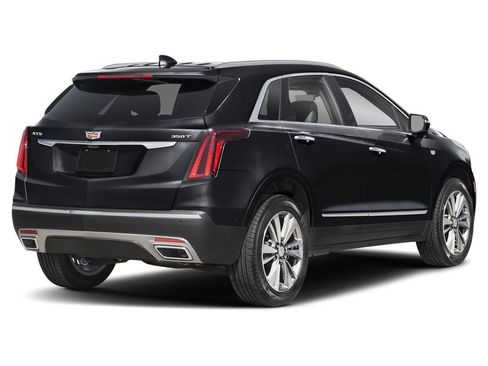 Used 2025 Cadillac XT5 Premium Luxury w/ Technology Package AWD/4WD image 2