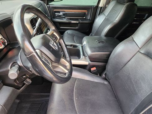 Used 2016 RAM 2500 Laramie w/ Convenience Group image 13