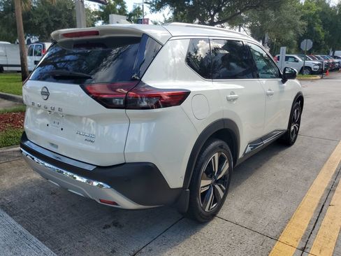 Certified 2023 Nissan Rogue Platinum w/ Platinum Premium Package AWD/4WD image 6