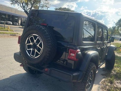 Used 2024 Jeep Wrangler Unlimited Rubicon w/ Safety Group AWD/4WD image 2