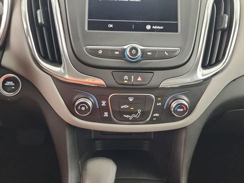 Used 2022 Chevrolet Equinox LS w/ LS Convenience Package FWD image 15
