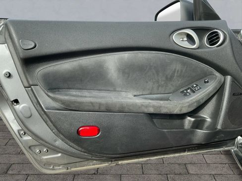 Used 2014 Nissan 370Z Touring w/ Sport Package image 10