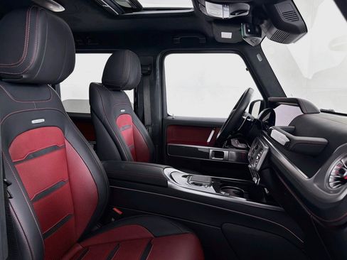 Certified 2025 Mercedes-Benz G 63 AMG 4MATIC image 7
