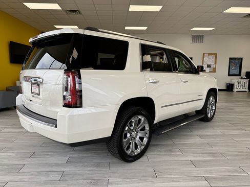 Used 2015 GMC Yukon Denali w/ Premium Package AWD/4WD image 6