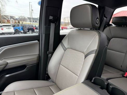 Used 2023 Chevrolet Colorado ZR2 w/ ZR2 Convenience Package III image 30