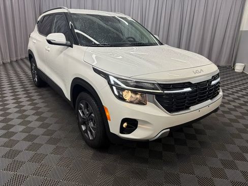 Certified 2024 Kia Seltos S FWD image 4