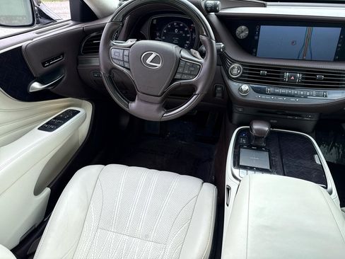 Used 2018 Lexus LS 500 image 37