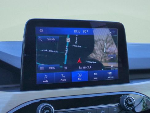 Used 2021 Ford Escape Titanium w/ Titanium Elite Package FWD image 18