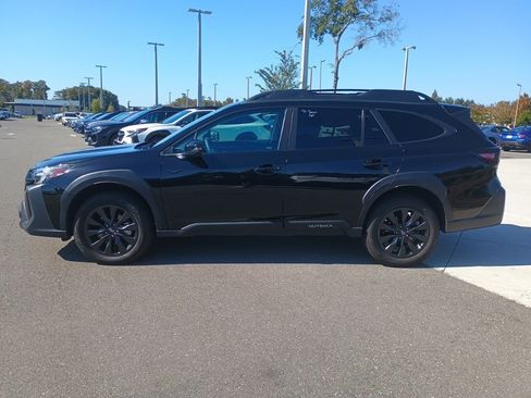 Certified 2023 Subaru Outback Onyx Edition image 8