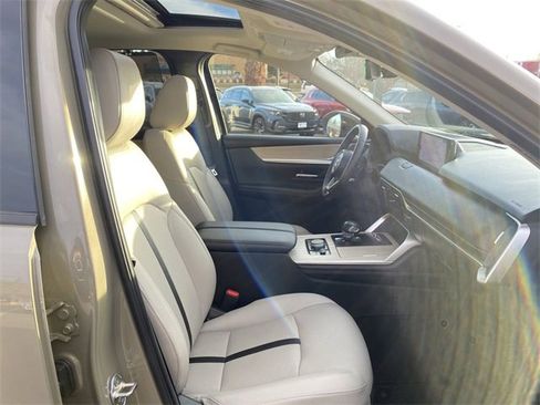 Certified 2025 MAZDA CX-70 3.3 Turbo w/ Premium Package image 29