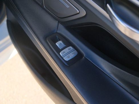 Used 2019 BMW 750i 750i MSport image 36