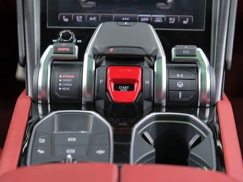 Used 2022 Lamborghini Urus image 66